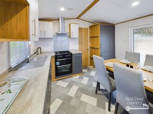 Kitchen- click for photo gallery